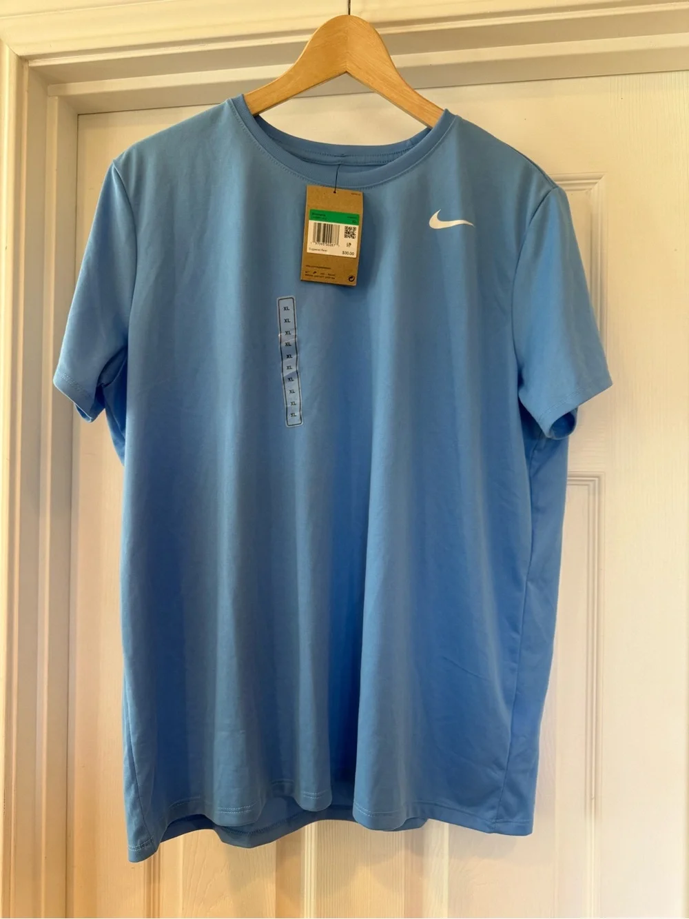 NWT Women’s Nike Light Blue Short Sleeve Performance Tee *see description*
